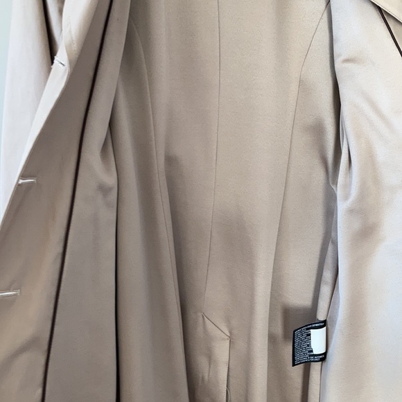 DKNY Trench Jacket - Picture 4 of 6